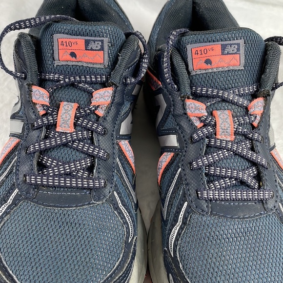 New Balance Thunder 410v5 Trail Running Shoes Size 8.5 Gray / Melon GUC - Picture 10 of 14